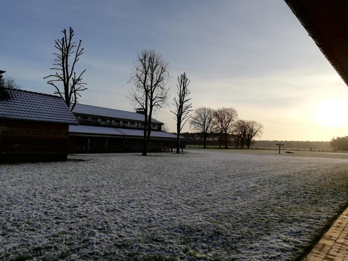 Kamphuis Heideven Villa Peer Bagian luar foto